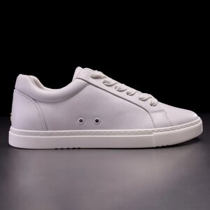 Fuego Low-top dance sneakers