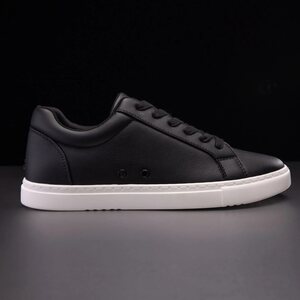 Fuego Low-top dance sneakers